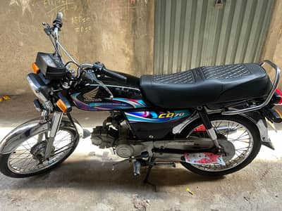 Honda CD 70 2024