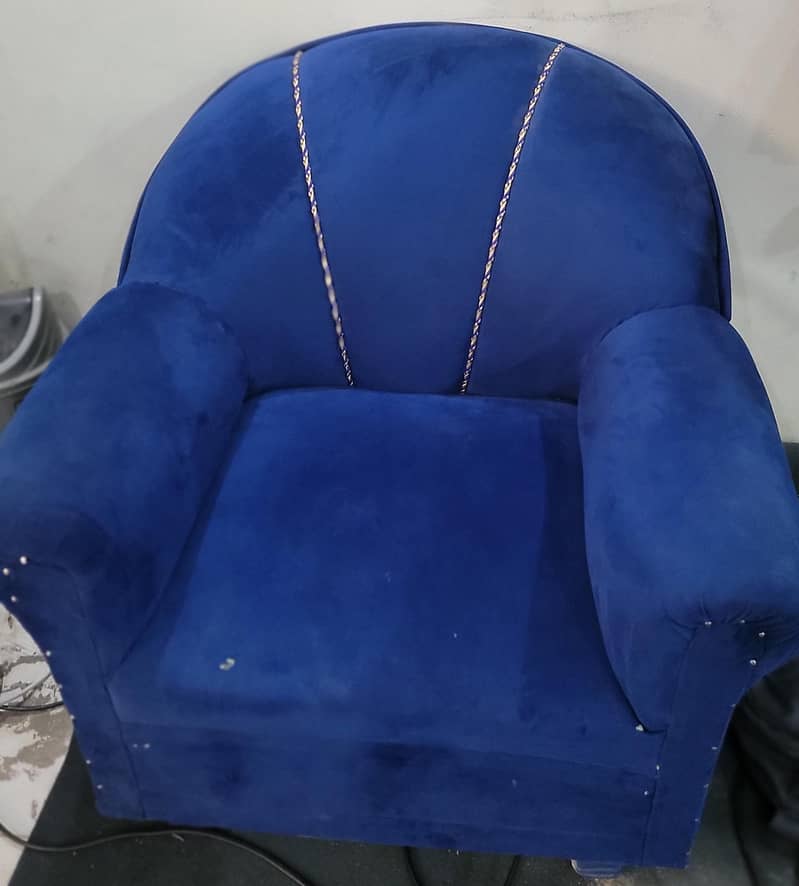 sofa set new condition 2