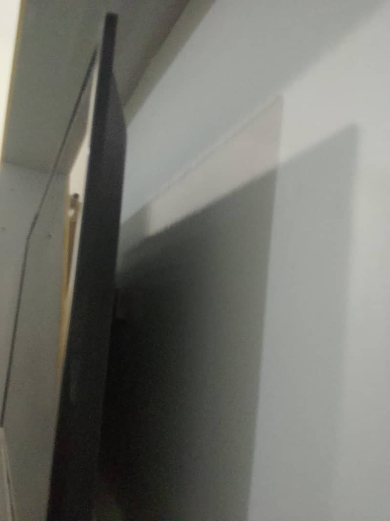 tcl led 2