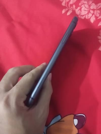 IPHONE 11 NON PTA 64 GB 88 BATTERY HEALTH 10/10 CONDITION BLACK COLOUR