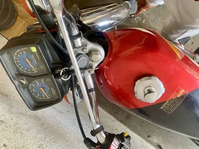 Honda 125c  duble saman main