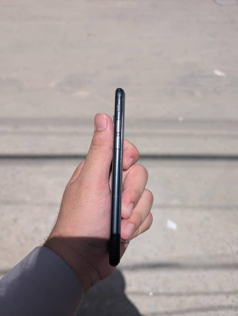 Apple iPhone 7 1