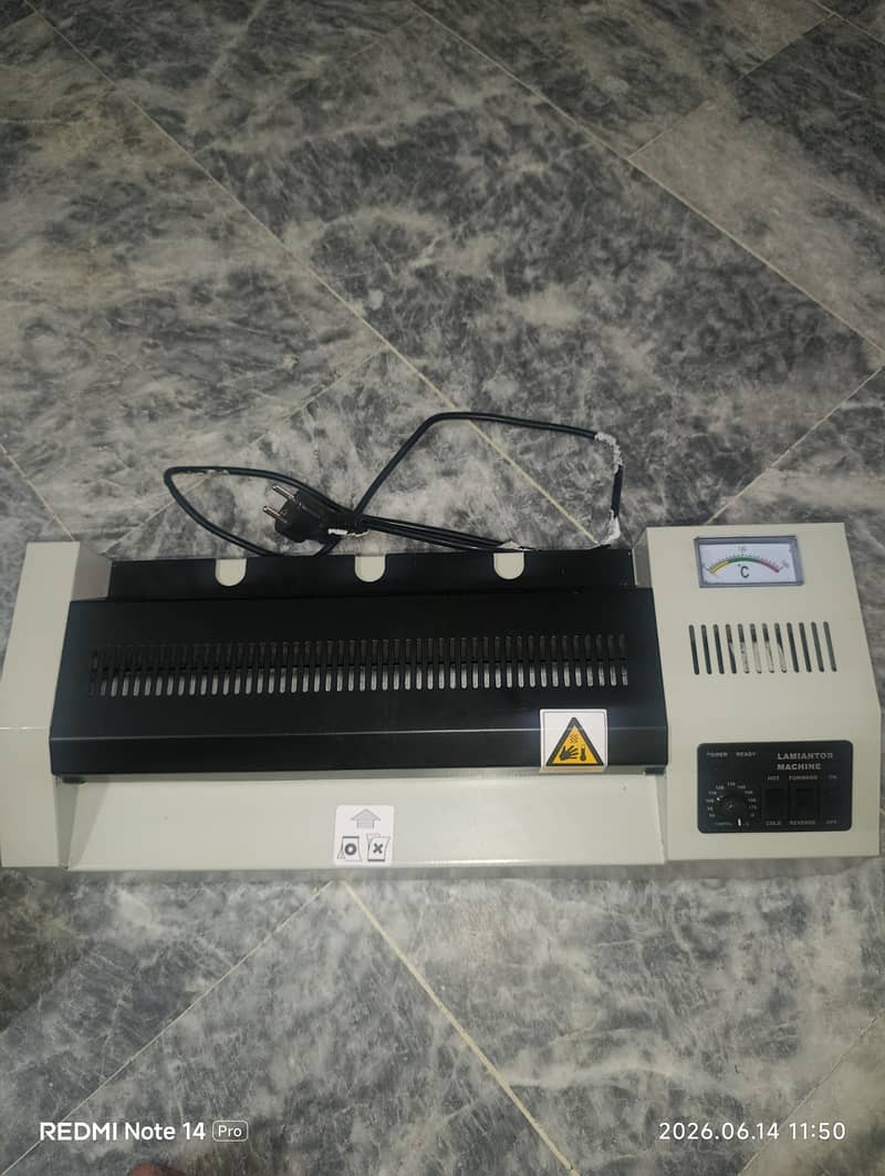 Laminating Machine – A3 – With Knob 3