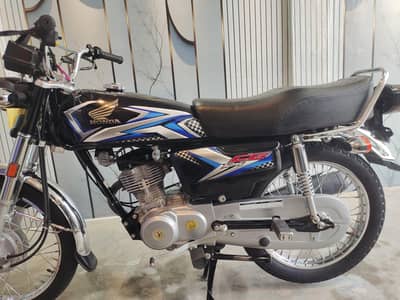Honda 2025 Model 1st Owner, Low Mileage, Best Condition