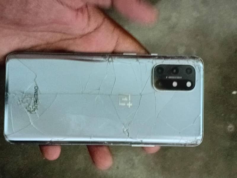 One Plus 8T 0
