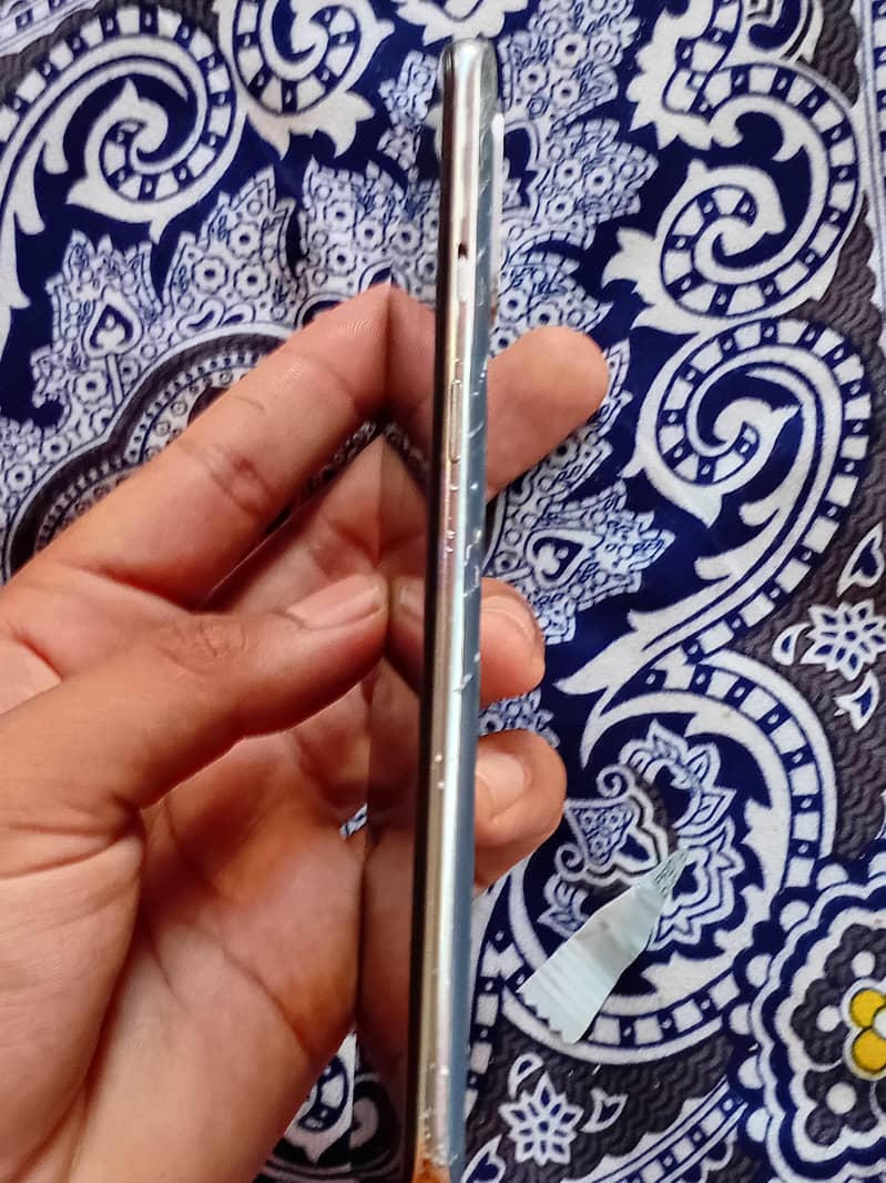 One Plus 8T 6