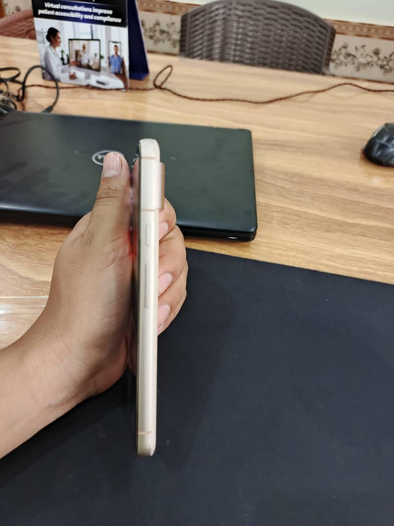 Google Pixel 8 3