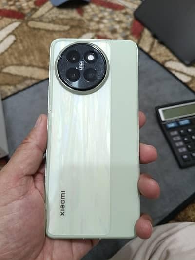 Xiaomi Civi 4 Pro