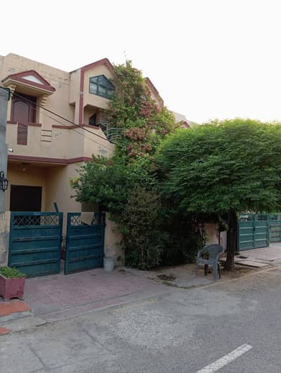 5 Marla  Modern Design House For Sale In Eden Line Villas 1, Lahore