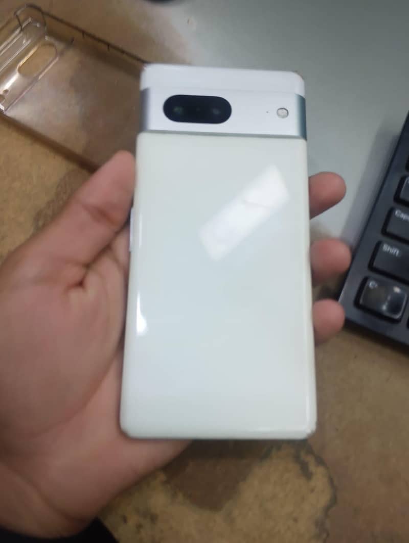 Google Pixel 7 3