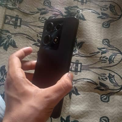 ram 16+256 exchange b ho skta ha google pixel ya iPhone