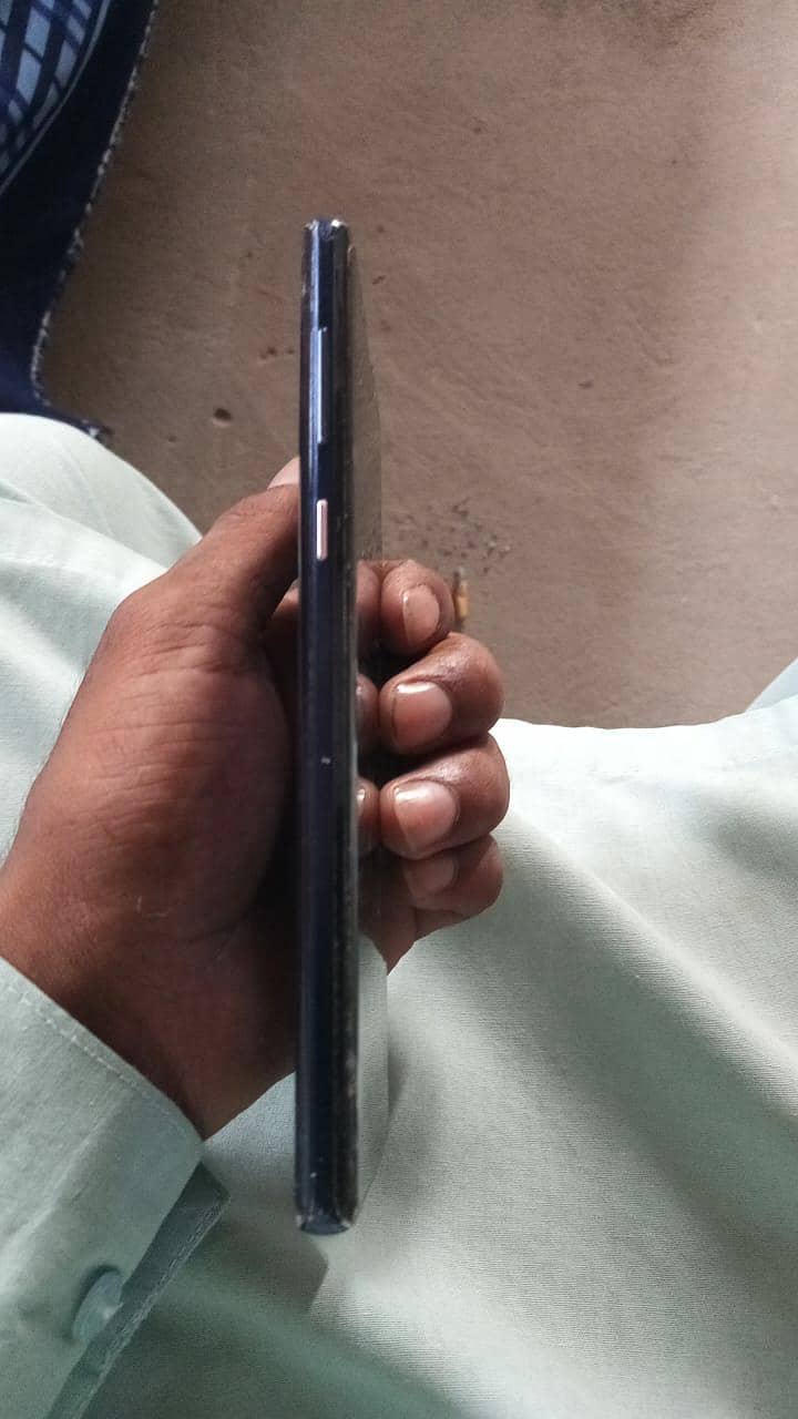 Samsung Mobile Note 9 4