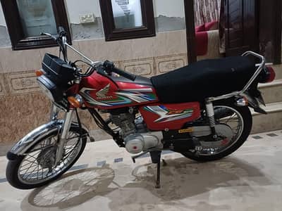 Honda CG 125 Lush Condition perfect bike