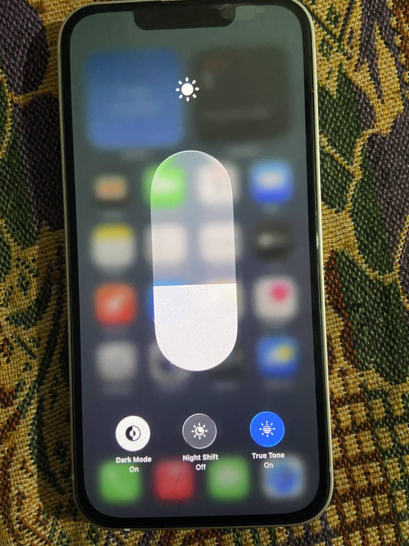 Apple iPhone 13 7