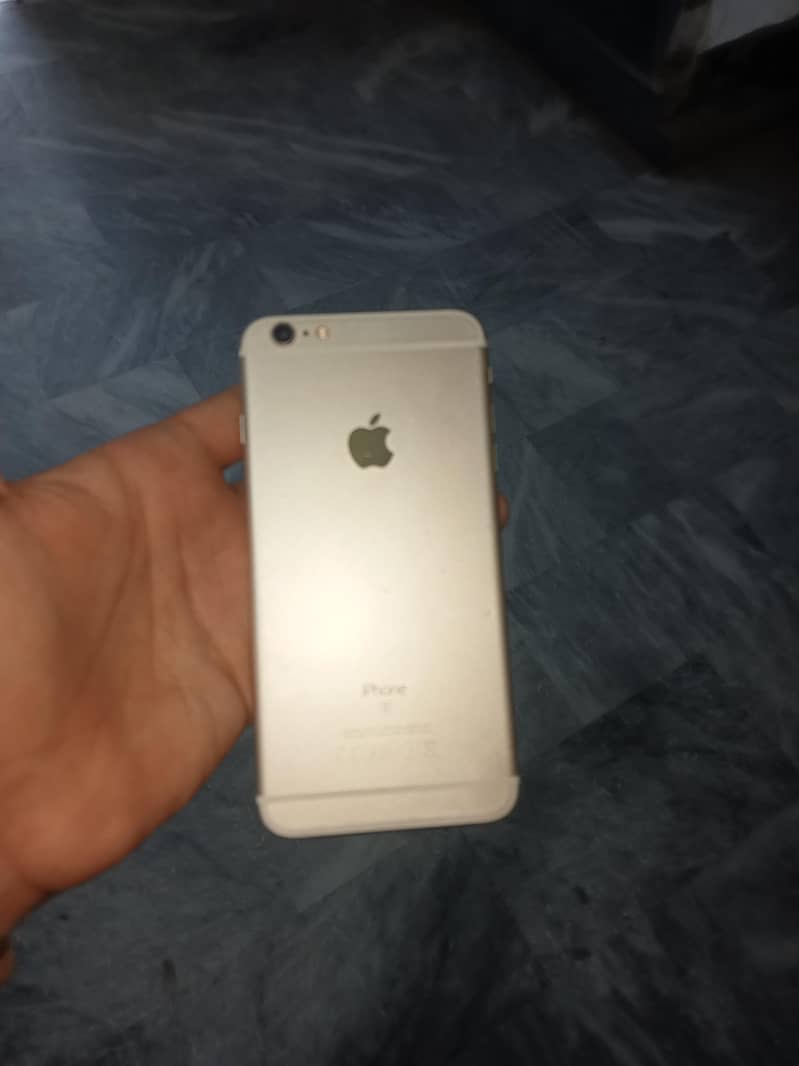 Apple iPhone 6 Plus 0