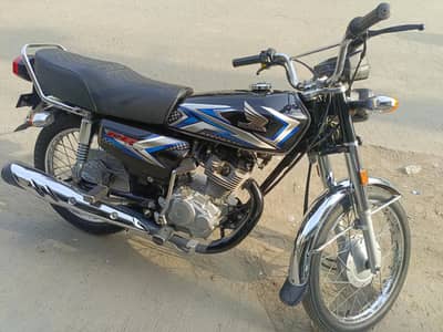 Honda 125 number laga ha madam 24 /// 25 ha 10 by 10 ha