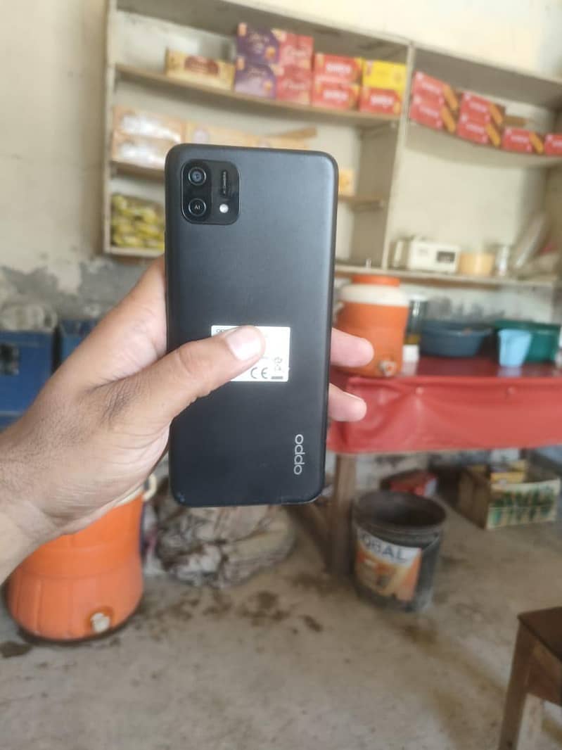 OPPO A16e 1