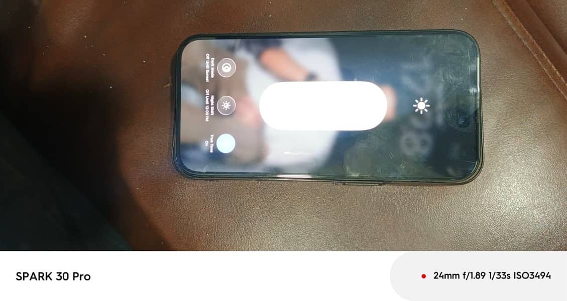 Apple iPhone 16 0