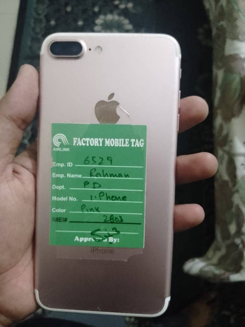 Apple iPhone 7 Plus 1