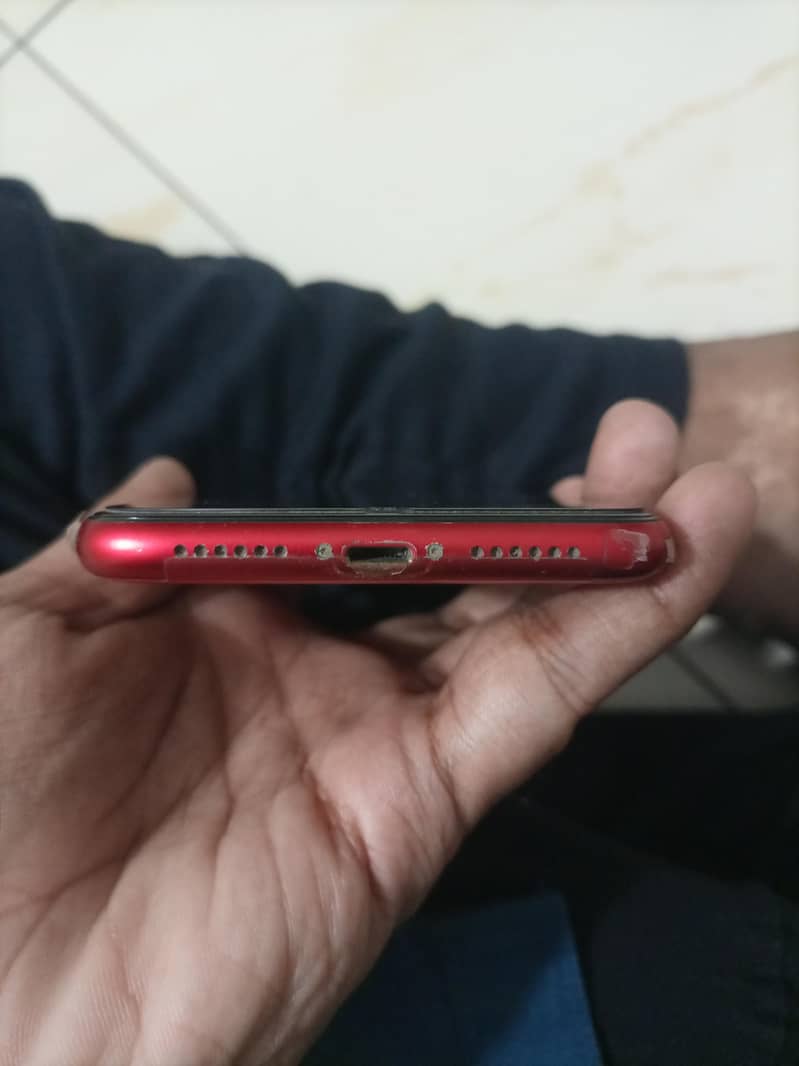 Apple iPhone 11 7