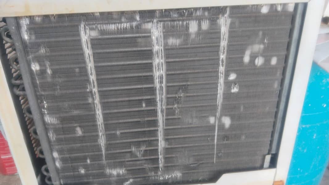 Gree Split Window AC 4