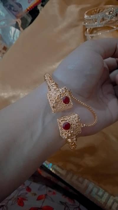 bangles