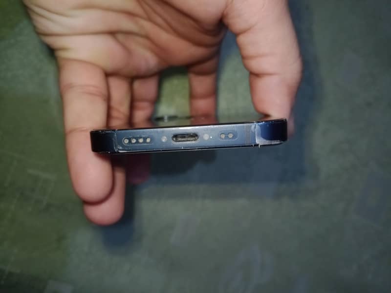 Apple iPhone 12 mini 2
