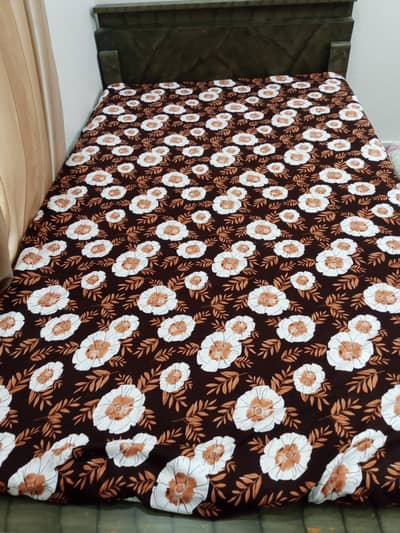2 single beds  3.25  by 6 full size  with 2 matreces