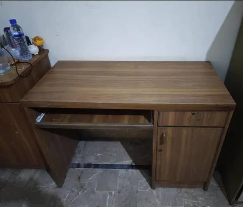 Computer Table or study table in Nice Condition 1