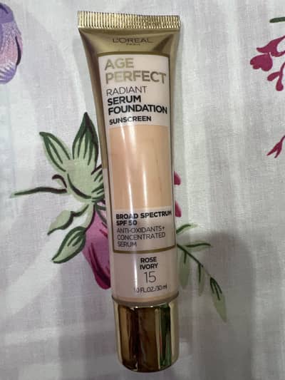 Loreal age perfect radiant serum foundation sunscreen