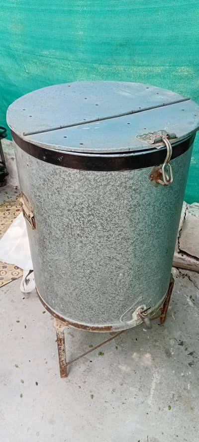 Trunk water tubs Hammam