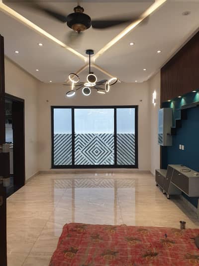 15 Marla Prime Location House In Lake City Available For Rent