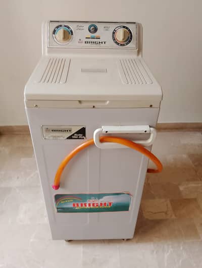 Bright sipner dryer,  age: approximately 4 5 years