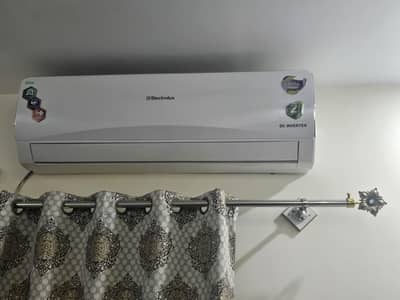 1.5 Ton ELectrolux inverter for sale