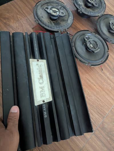 Japani Amplifier 2400 watts 4 chanles original Speakers set. No repair