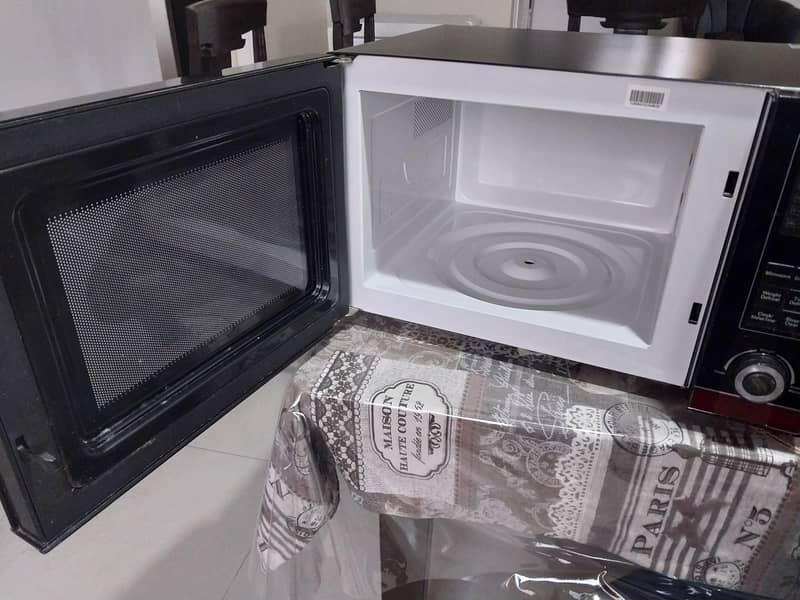 Microwave 0
