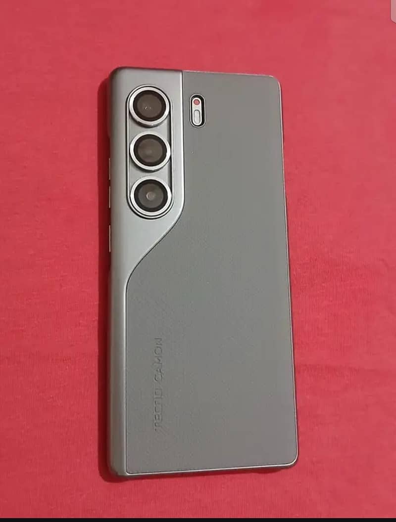 camon 40 Pro 3