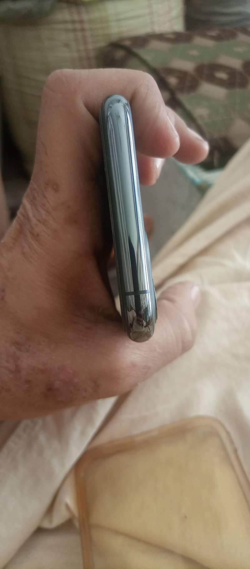 Apple iPhone 11 Pro 3