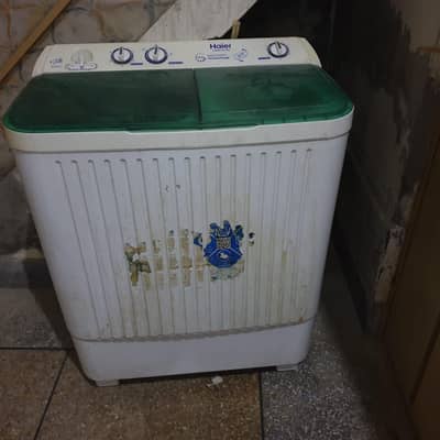 washing machine 10kg large size new condition 10/10 only used 2year
