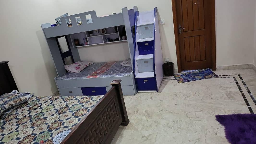Bunker Bed 0