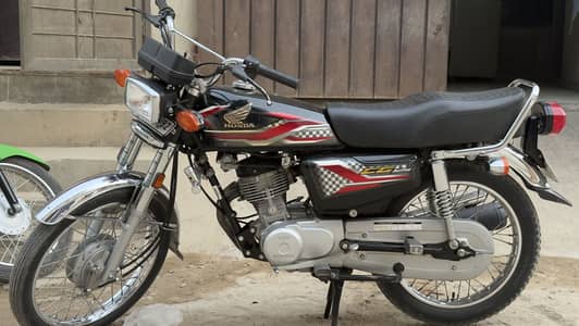 CG 125 2024 Model black