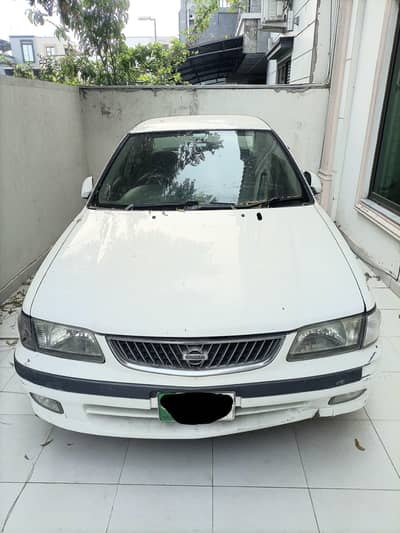 Nissan Sunny Super Saloon 1.3 Auto (read ad carefully)