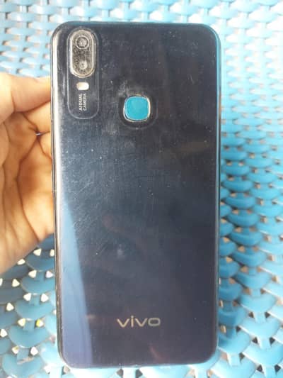Vivo Y11