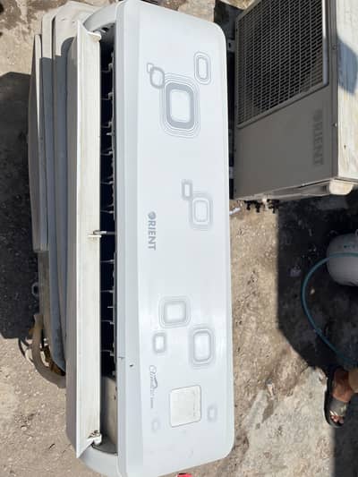 orient 1.2 ton (13000) btu good condition  /0/3/3/5/4/5/7/6/4/0/2