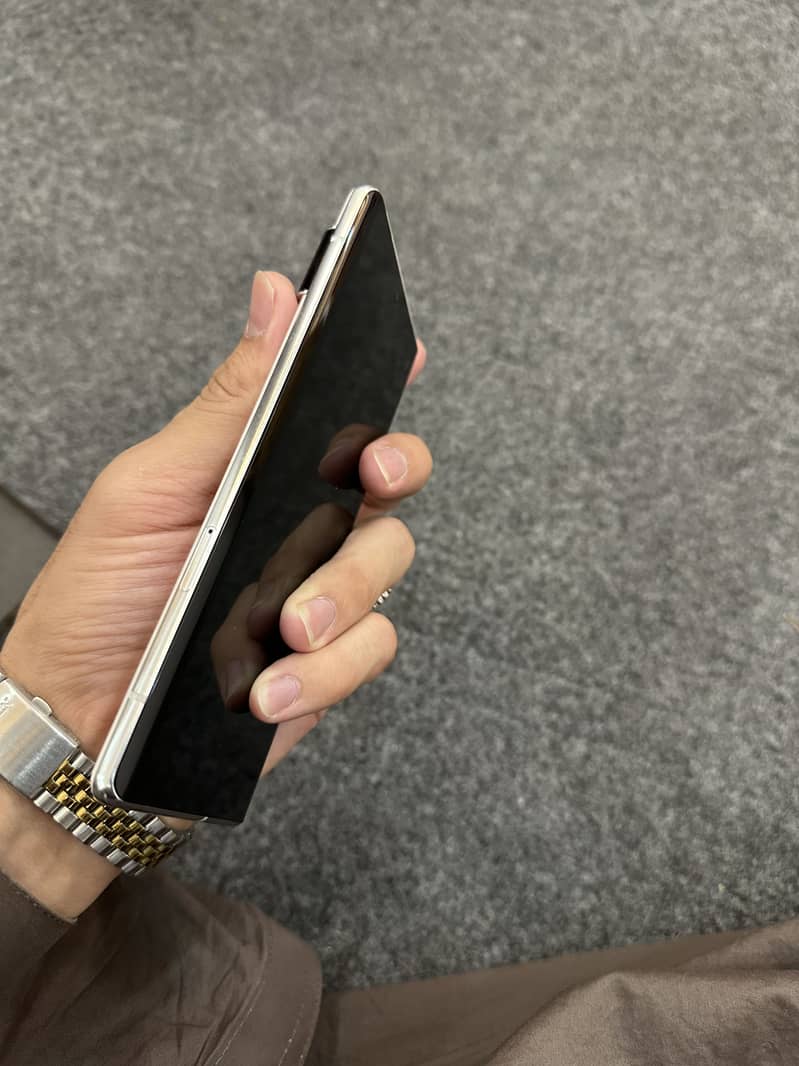 Google Pixel 6 Pro 2