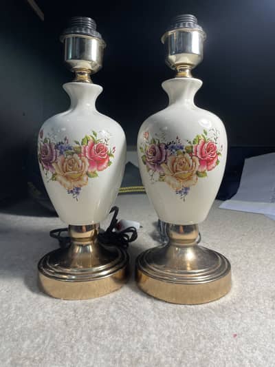 Side table lamp pair