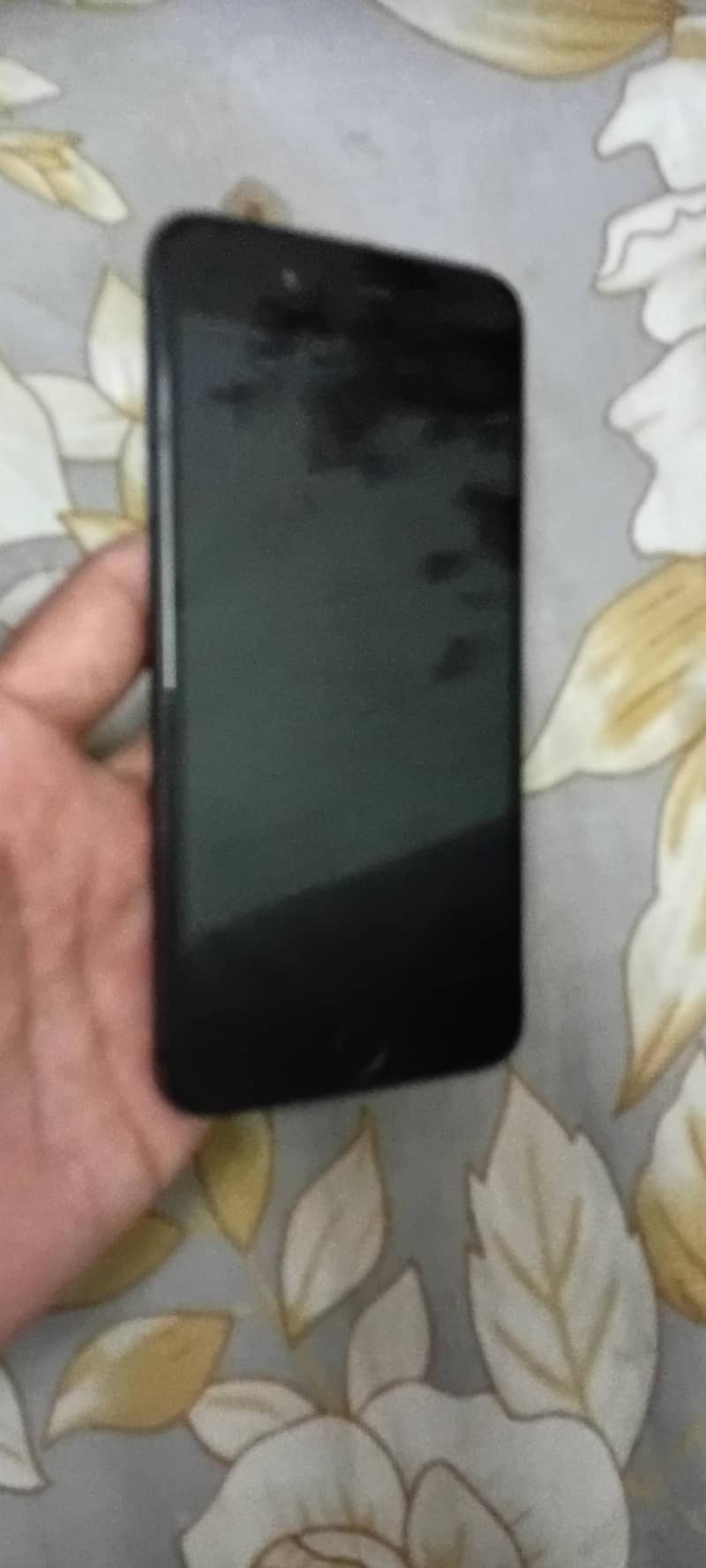 Apple iPhone 8 Plus 0