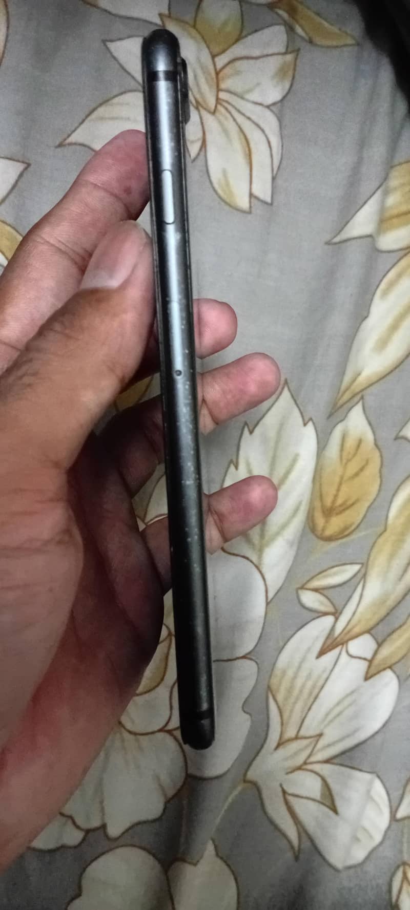 Apple iPhone 8 Plus 1