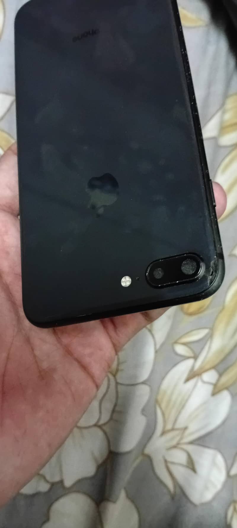 Apple iPhone 8 Plus 2