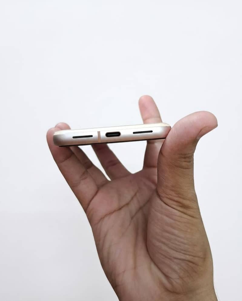 Google Pixel 8 5